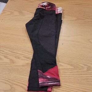 lululemon athletica Black, Pink and Red Leggings W/ Pockets And Zip Pocket